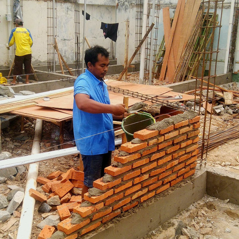 services-jasa-bangun-rumah-1-768x768-1 Jasa bangun rumah jakarta selatan